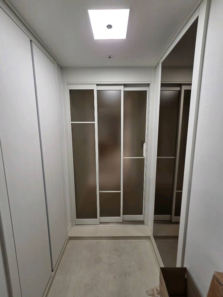 디바이드C 갤러리 사진 20