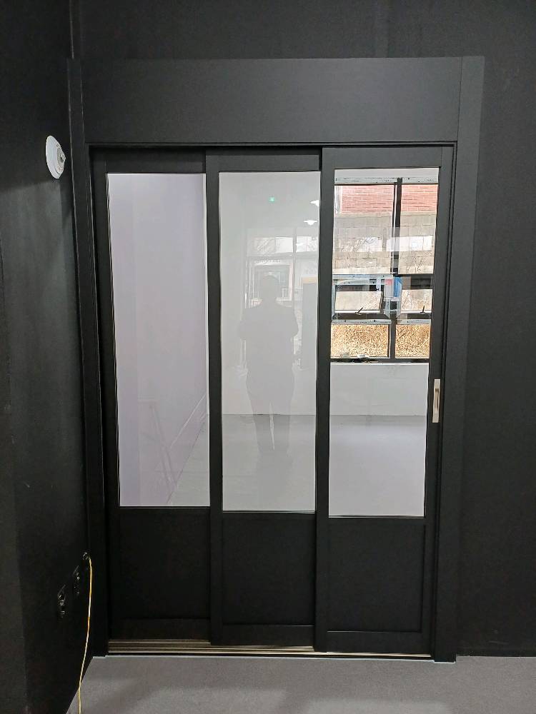 딥블랙 갤러리 사진 29