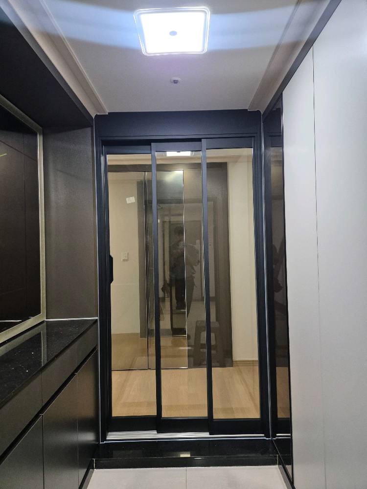 딥블랙 갤러리 사진 34