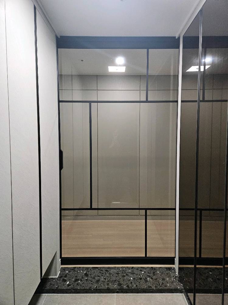 딥블랙 갤러리 사진 6